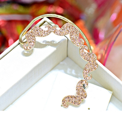 [Personalized rhinestone  Kings bearded] Ear cuff