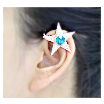 [Rhinestone jewel bright pentagram] Ear cuff